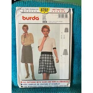 Burda 8702 sewing pattern womens A line skirt gored pleated